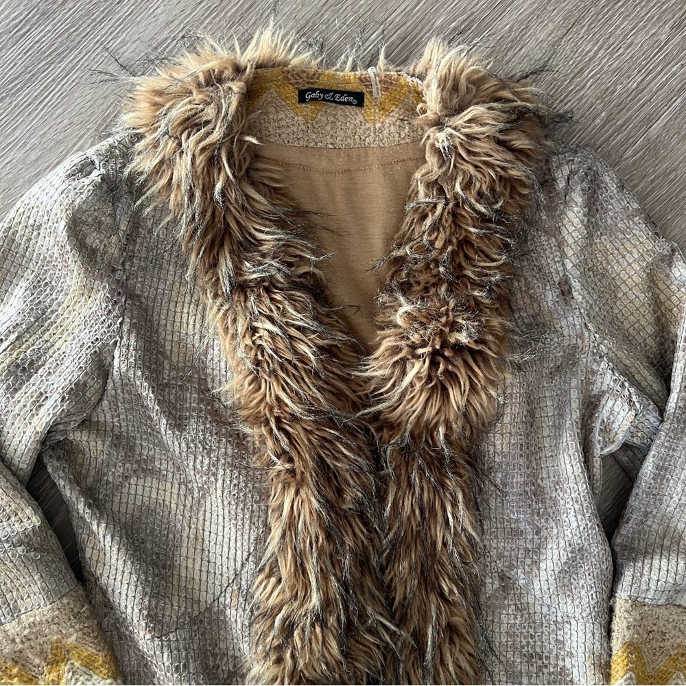 Gaby & Edén faux fur Y2K coat sz M - Picture 4 of 7